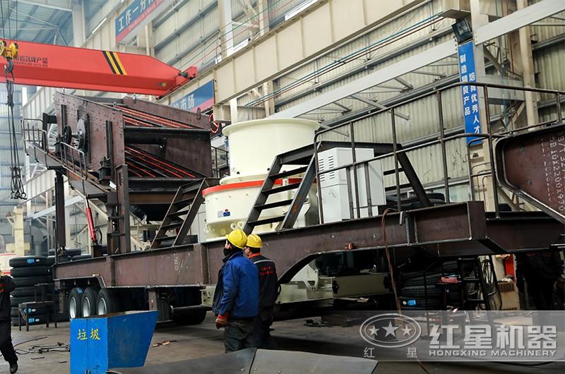 時產200噸小型移動破碎車，配制砂機，專業廠家，價格實惠